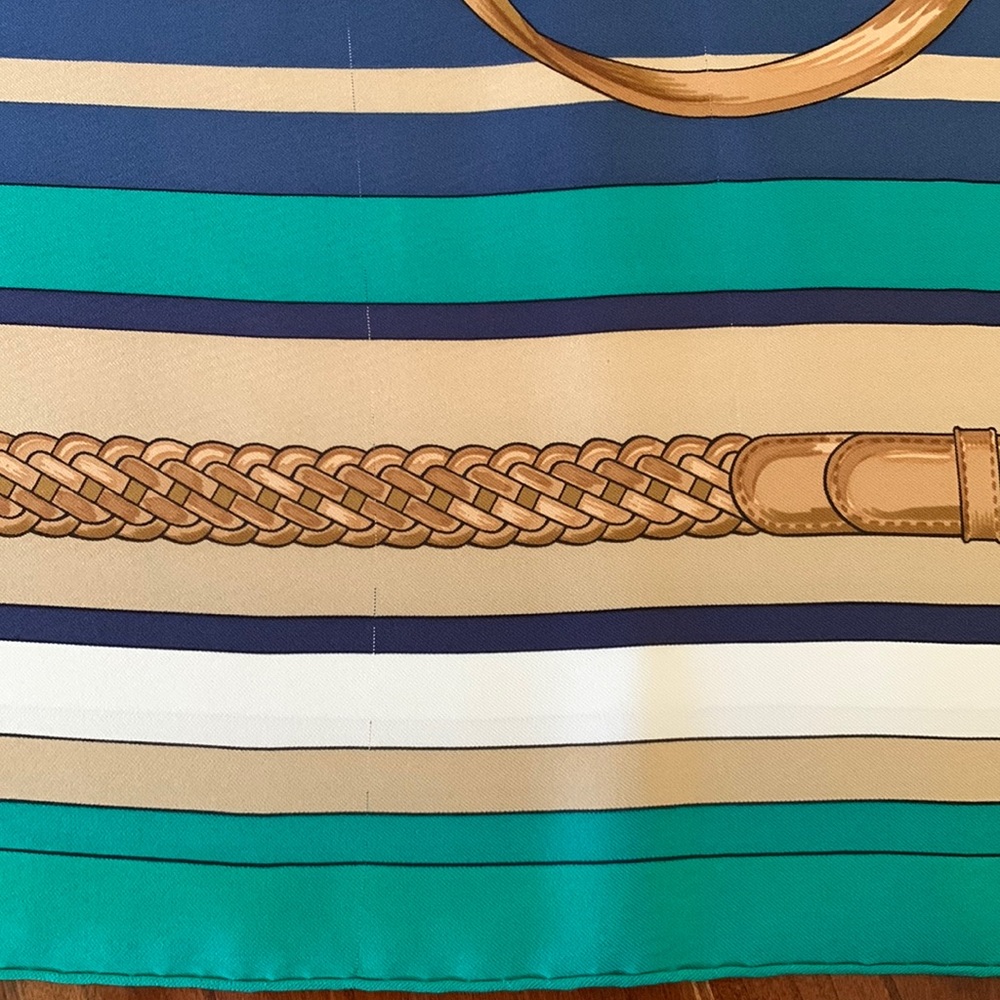 Hermès Vintage 100% Silk Scarf Coaching Green White Tan Navy Made in France - Picture 8 of 14